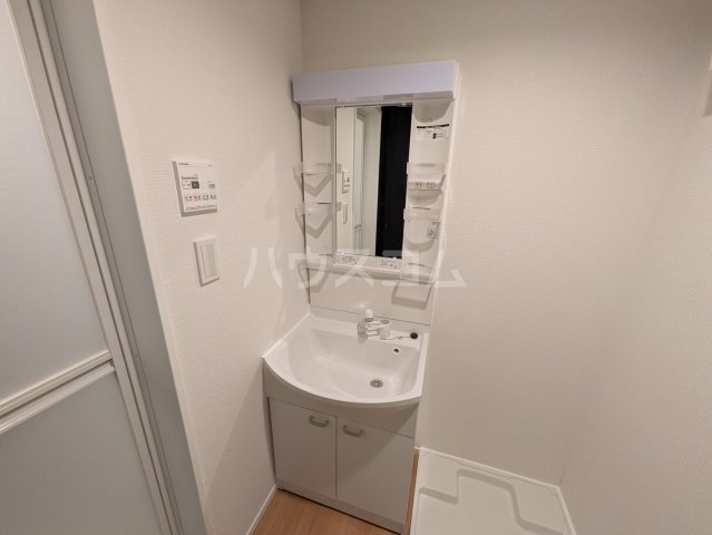 15/30 洗面
