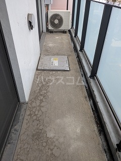 21/30 バルコニー