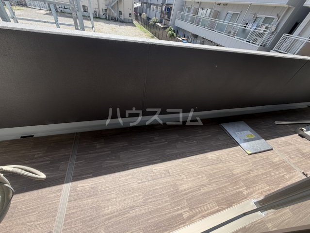 19/30 バルコニー