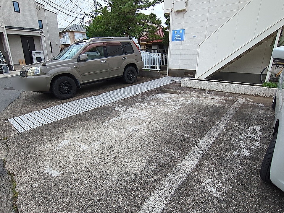 4/6 駐車場