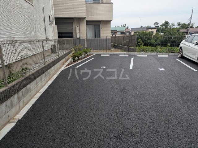 26/26 駐車場