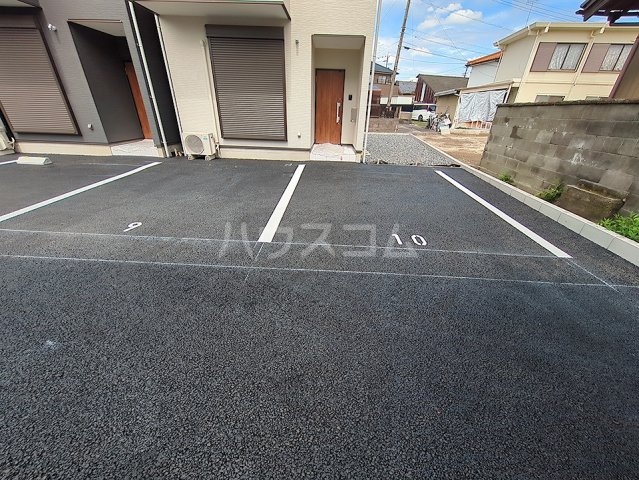 22/30 駐車場
