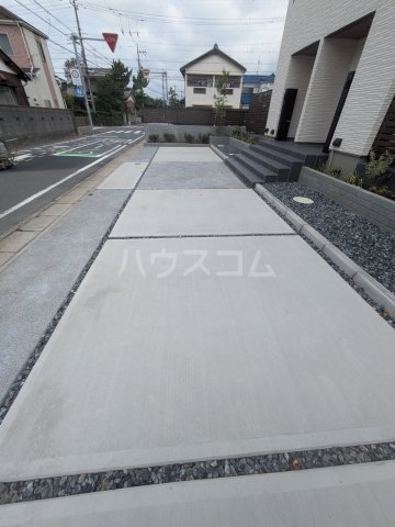 25/30 駐車場