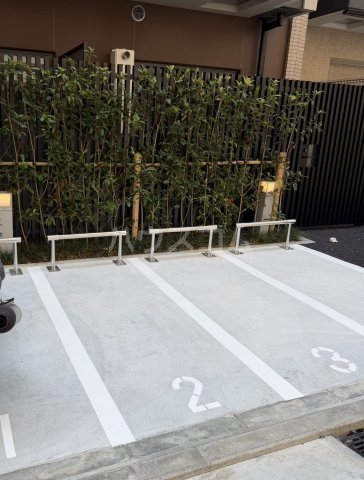 21/30 駐車場