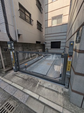 28/29 駐車場