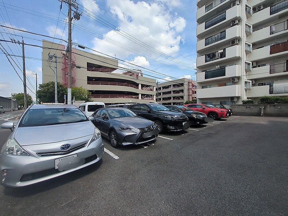 17/23 駐車場