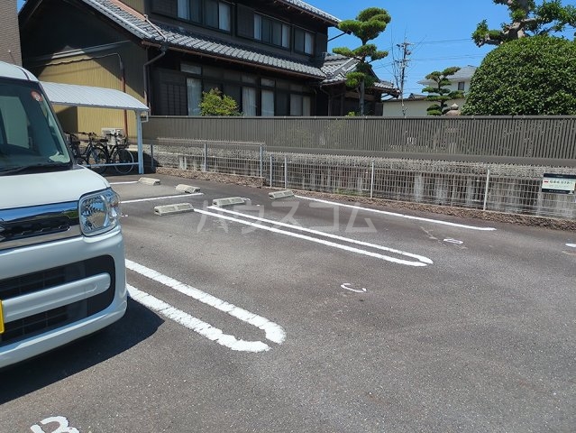 2/11 駐車場