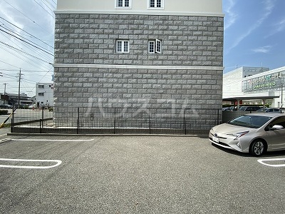 14/22 駐車場