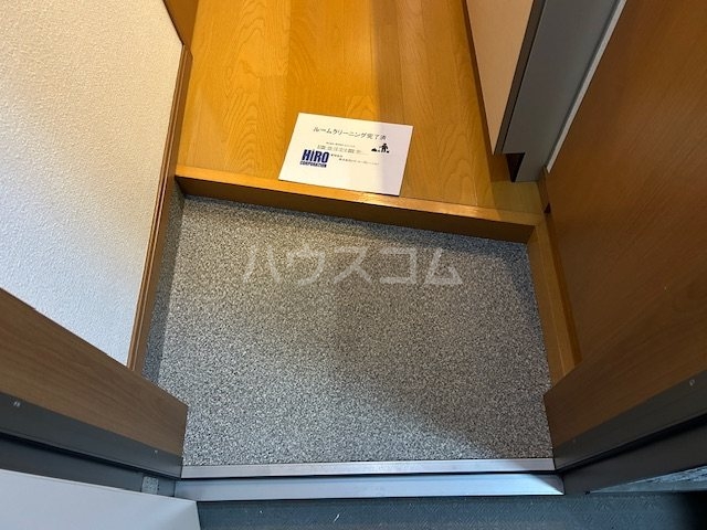 6/16 玄関