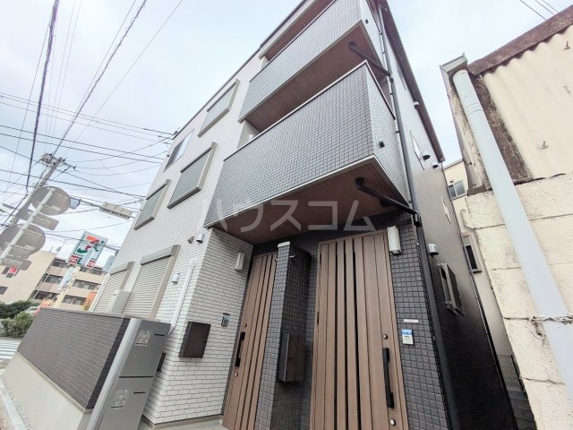 2/30 外観