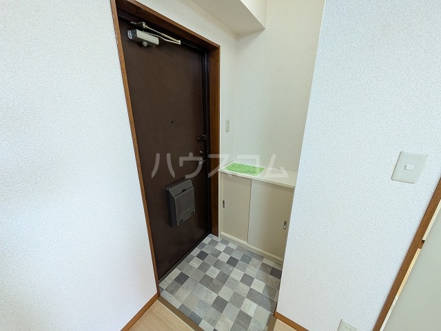 13/30 玄関