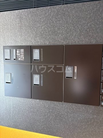 25/30 エントランス