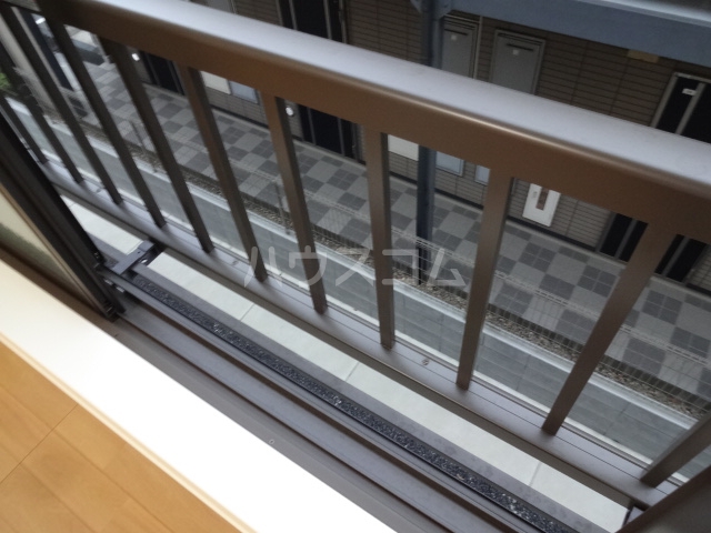 18/30 バルコニー