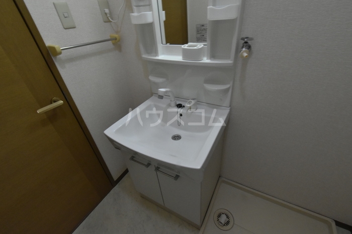 13/28 洗面