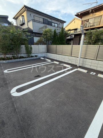 25/30 駐車場