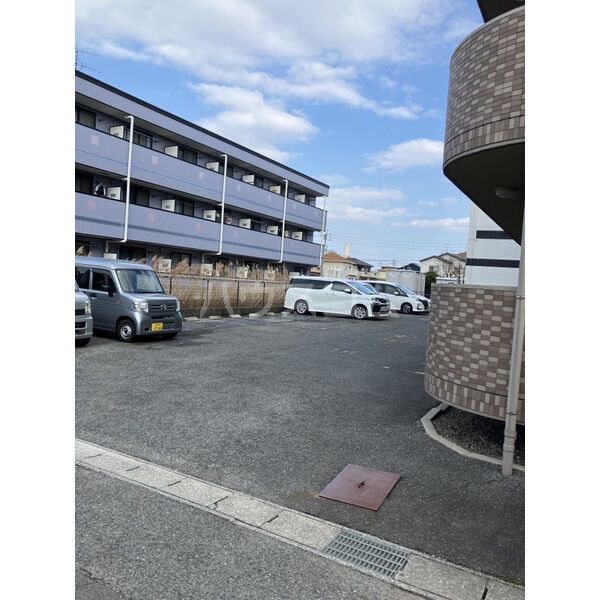 19/26 駐車場