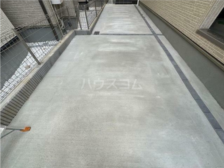 15/17 駐車場