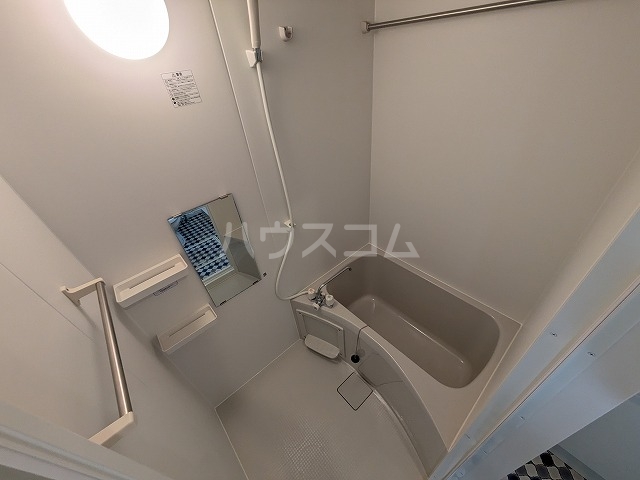 17/30 浴室