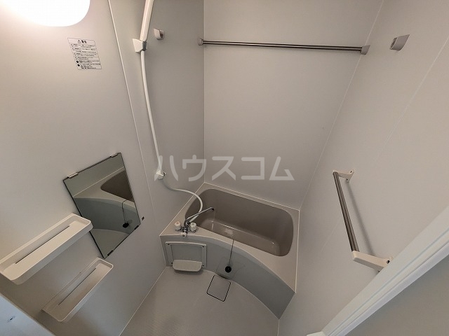 17/30 浴室