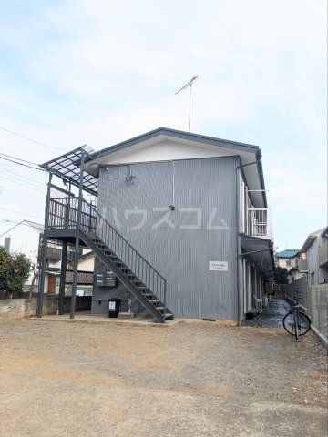 25/26 エントランス