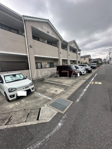 20/26 駐車場