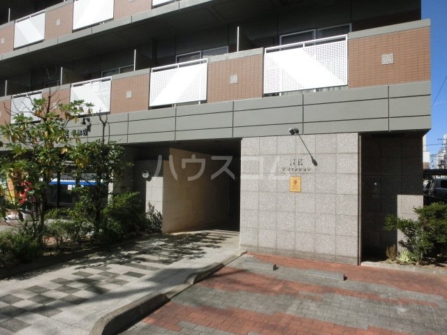 29/30 エントランス