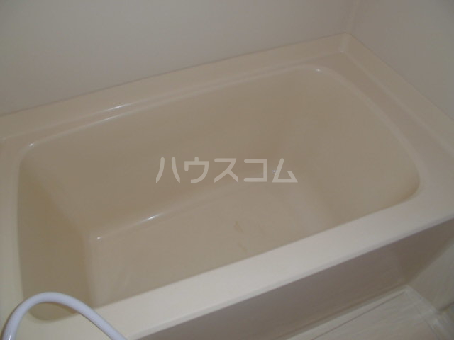 13/30 浴室