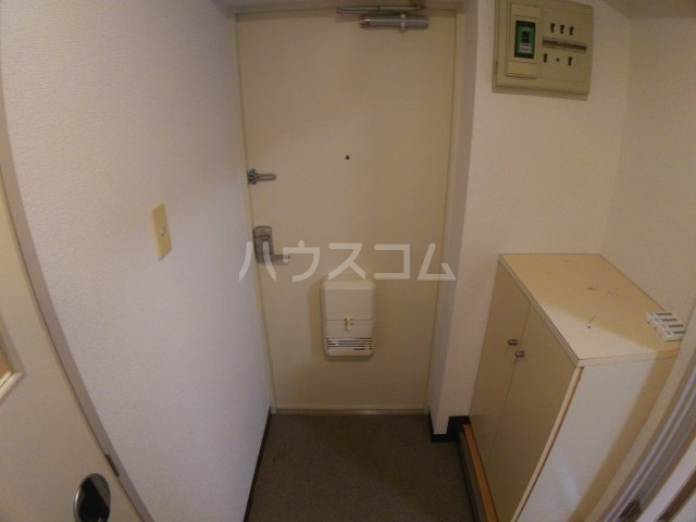 13/30 玄関