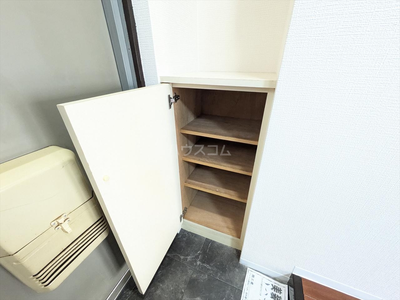 13/30 収納