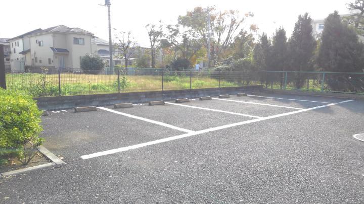 2/10 駐車場