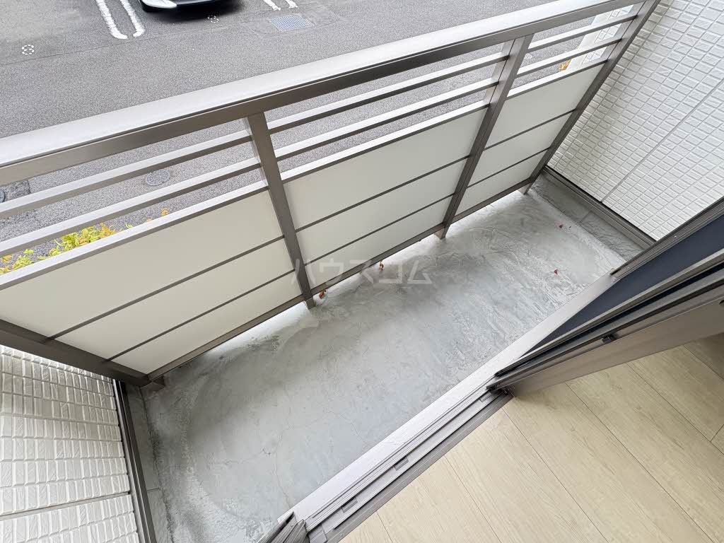 15/26 バルコニー
