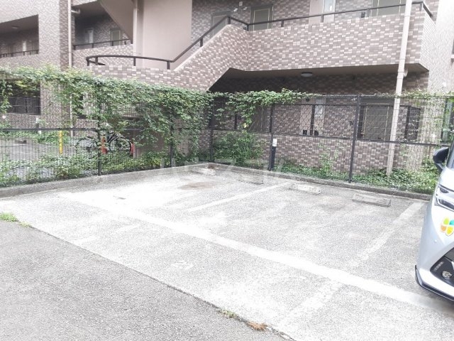 10/16 駐車場
