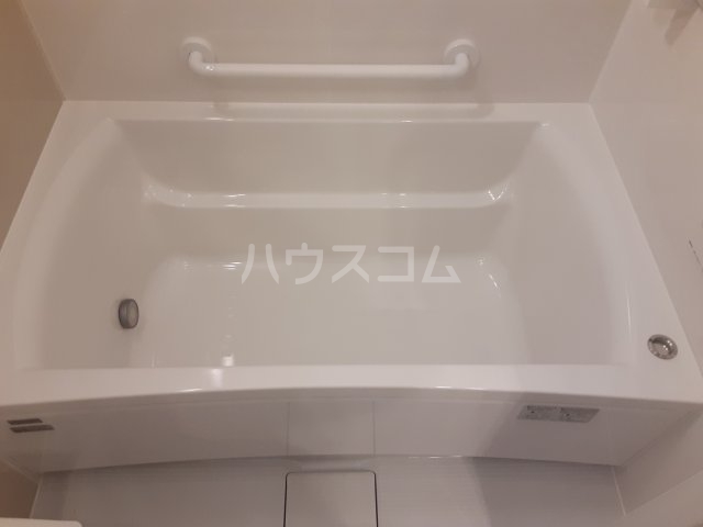 13/30 浴室