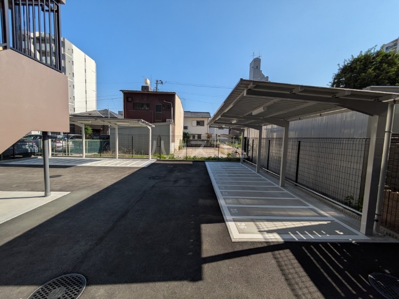 22/29 駐車場