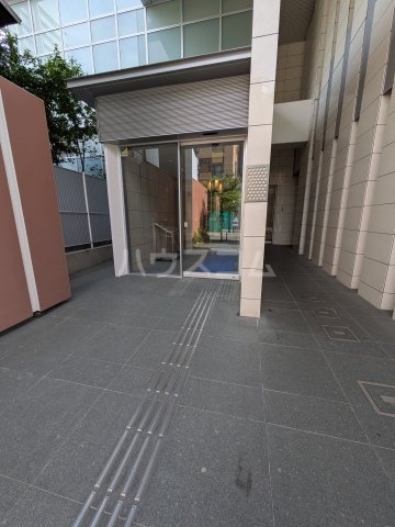 20/25 エントランス