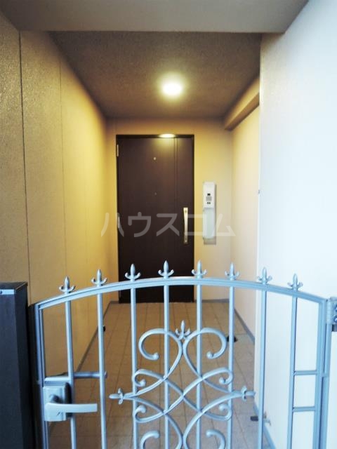 5/13 玄関