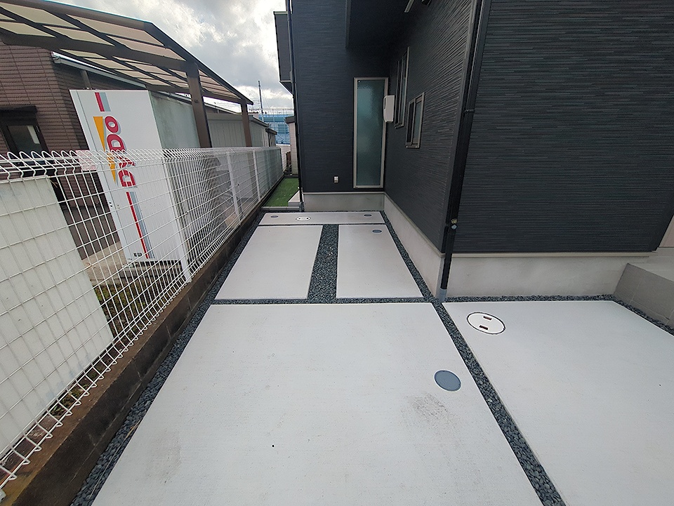 28/30 駐車場