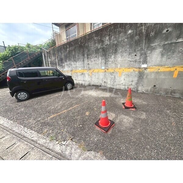 15/25 駐車場