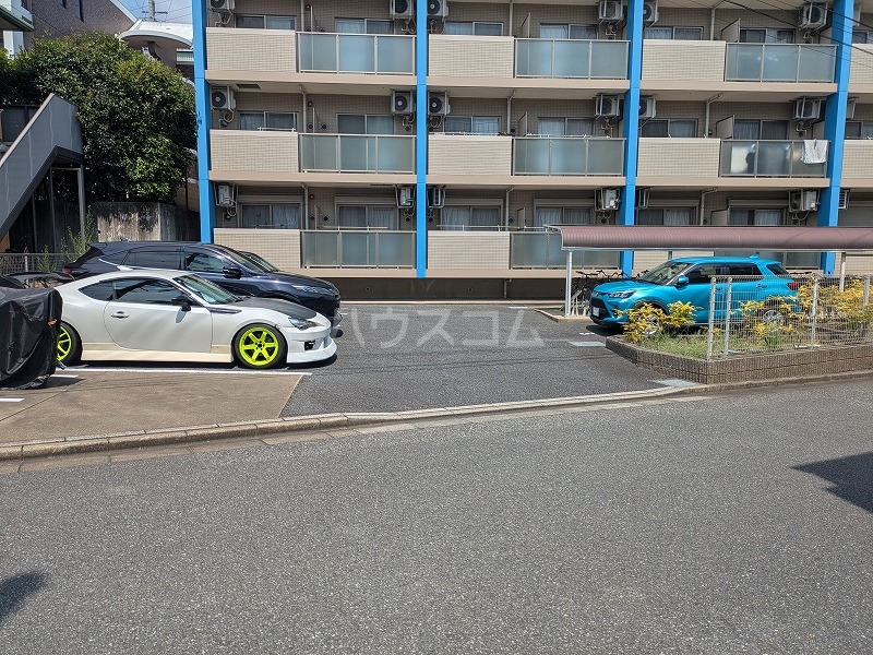 4/6 駐車場