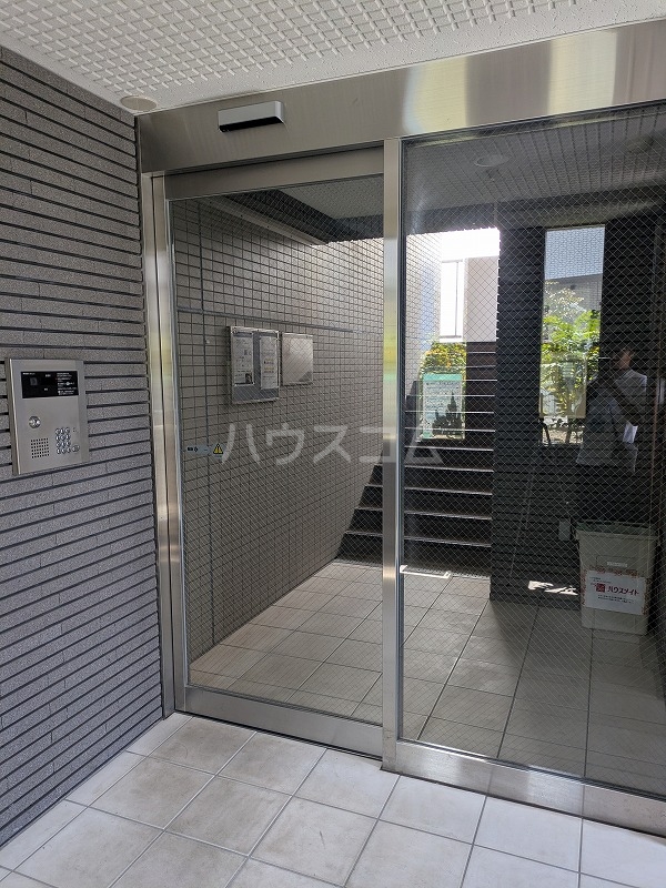 3/6 エントランス