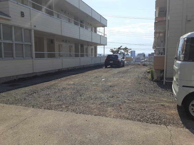 21/25 駐車場