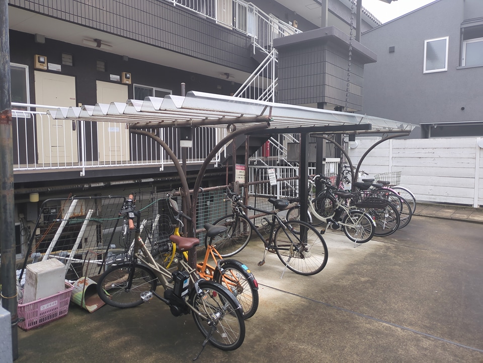 16/26 エントランス