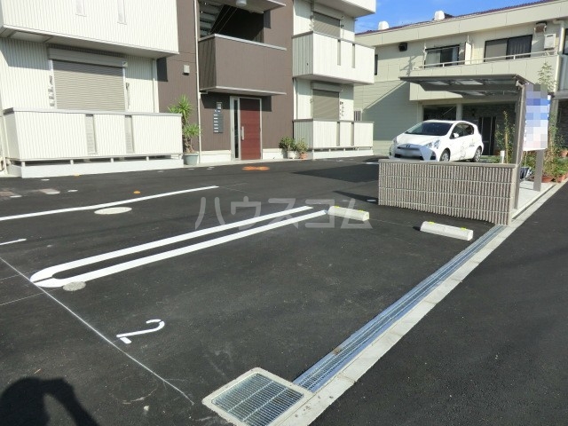 17/25 駐車場
