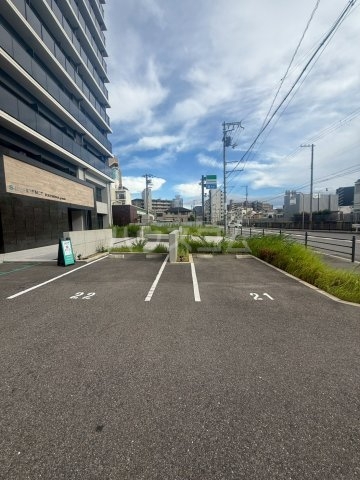 20/29 駐車場