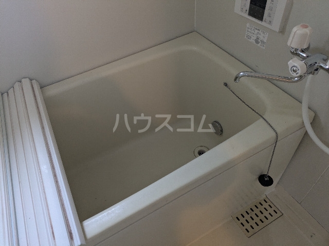13/30 浴室
