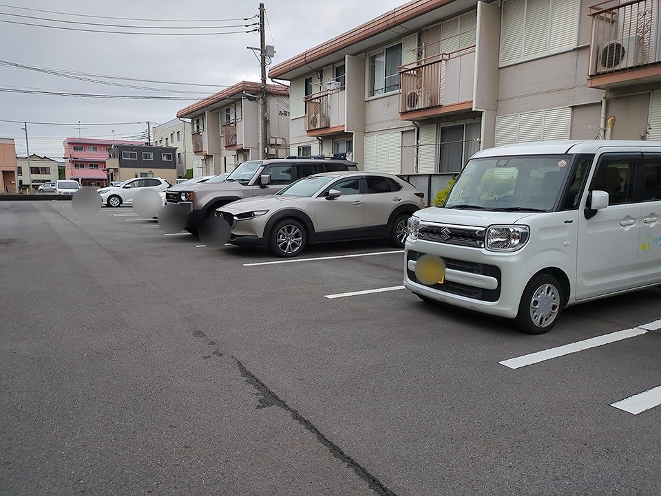 21/27 駐車場