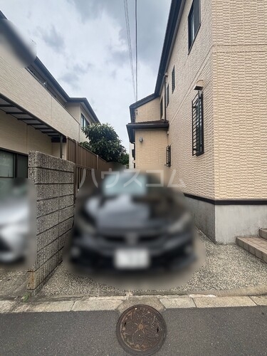 2/10 駐車場
