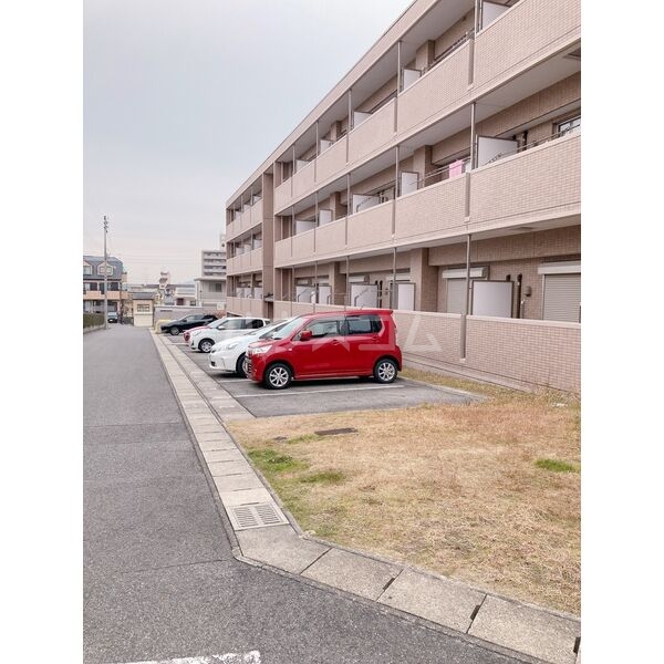 19/29 駐車場