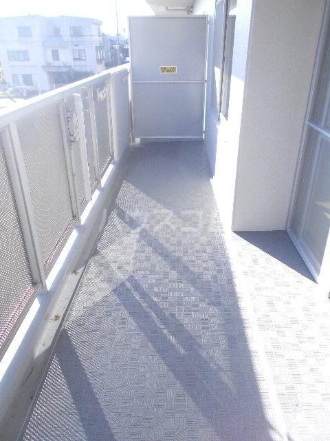21/30 バルコニー