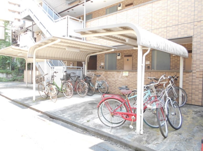 11/11 駐車場